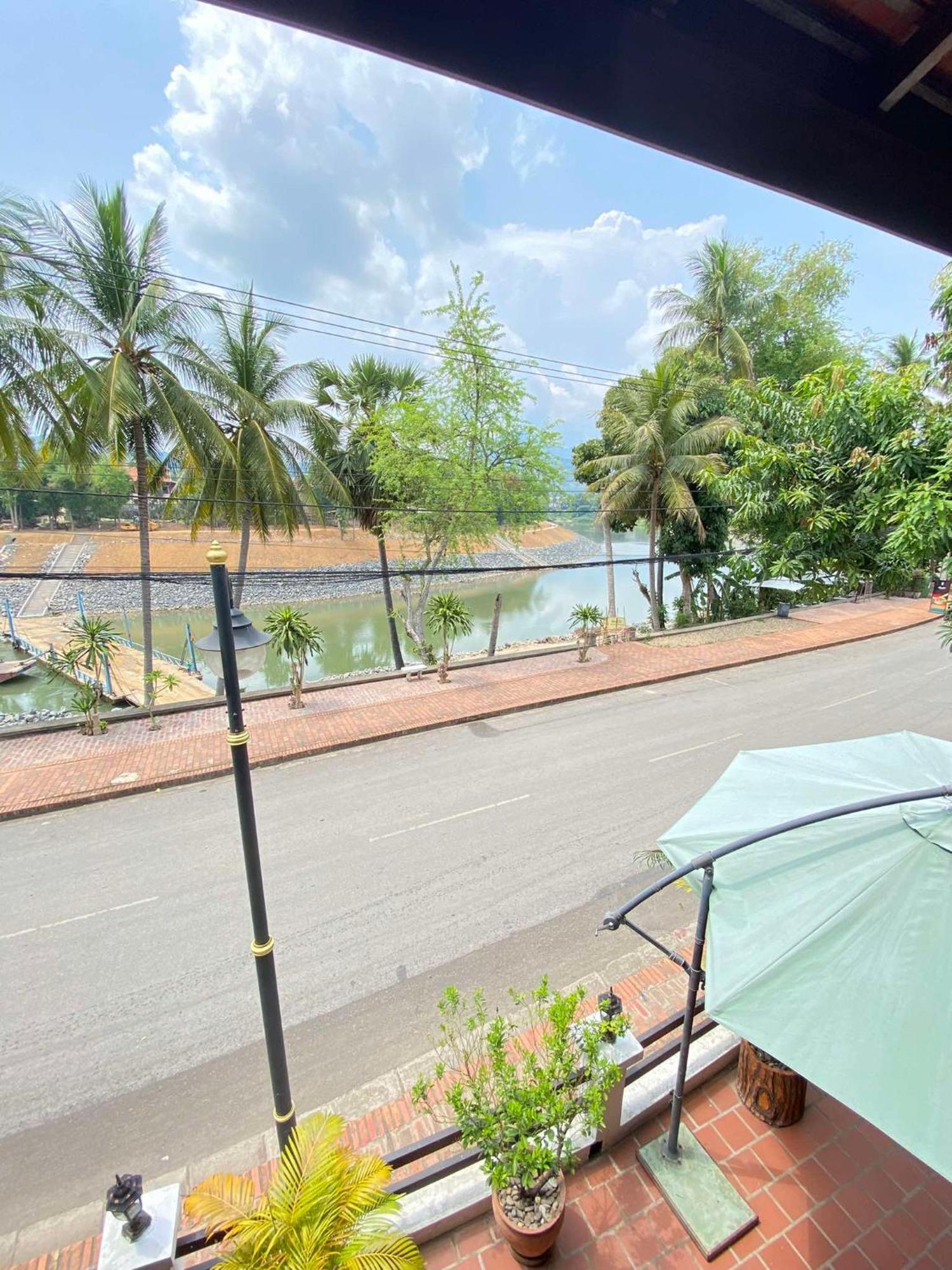 Golden Lotus Namkhan View Luang Prabang Zewnętrze zdjęcie